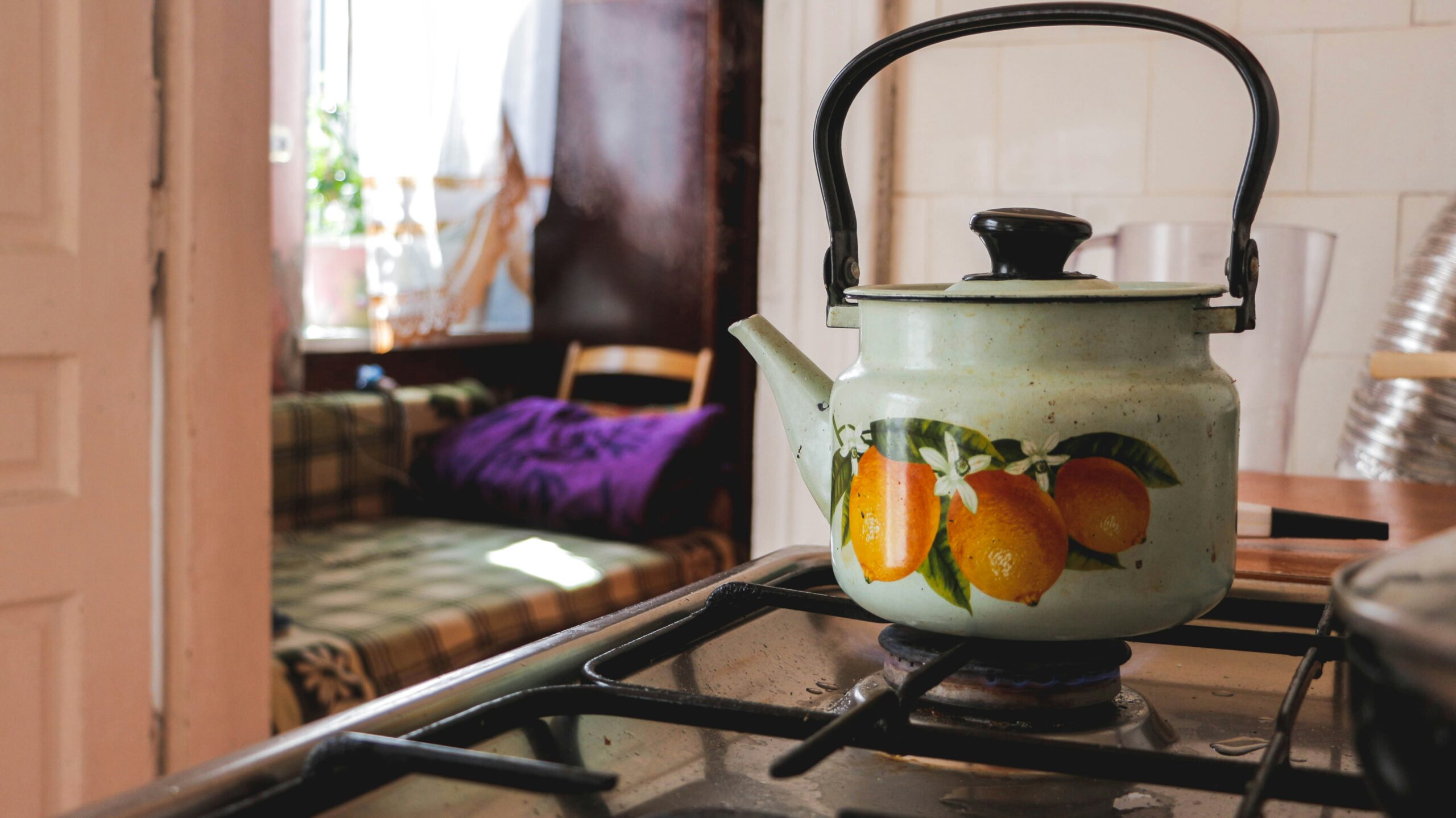 How to Clean Tea Kettle and Remove Mineral Buildup Safely