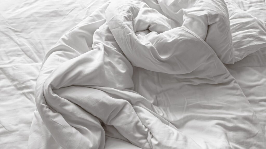 How to get pee out of mattress using simple cleaning techniques