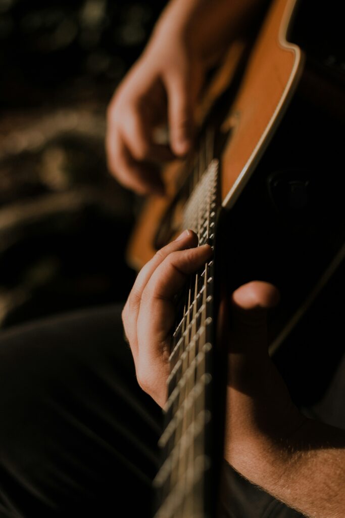 Lyrics Save It for Later Eddie Vedder guide to song origins, meaning, Eddie Vedder’s rendition, emotional impact, and The Bear connection.